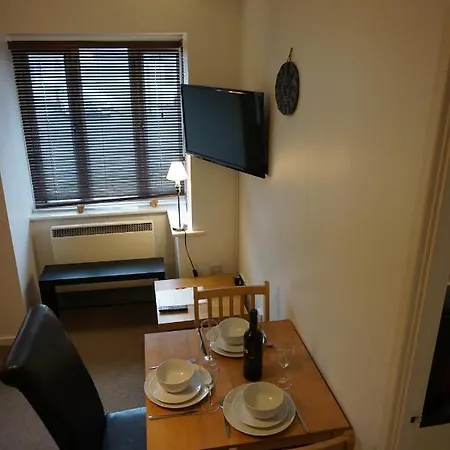Great Meadow House Apartment *